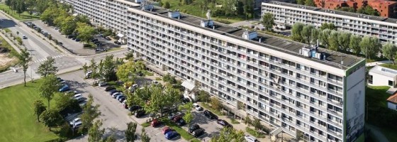 Renoveringen är en del av en helhetsplan för att öka boendestandarden i stadsdelen.