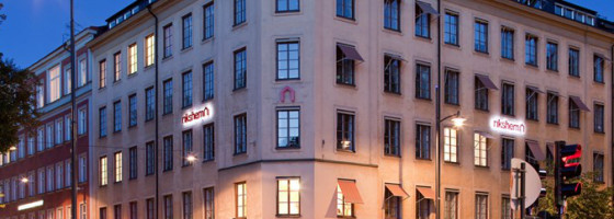 Fastigheten Lagern 6 som bland annat innehåller Rikshems huvudkontor. Nu säljs fastigheten till Probitas.